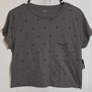 Arizona Jean Company Women's Gray Butterfly Patterned Tee.